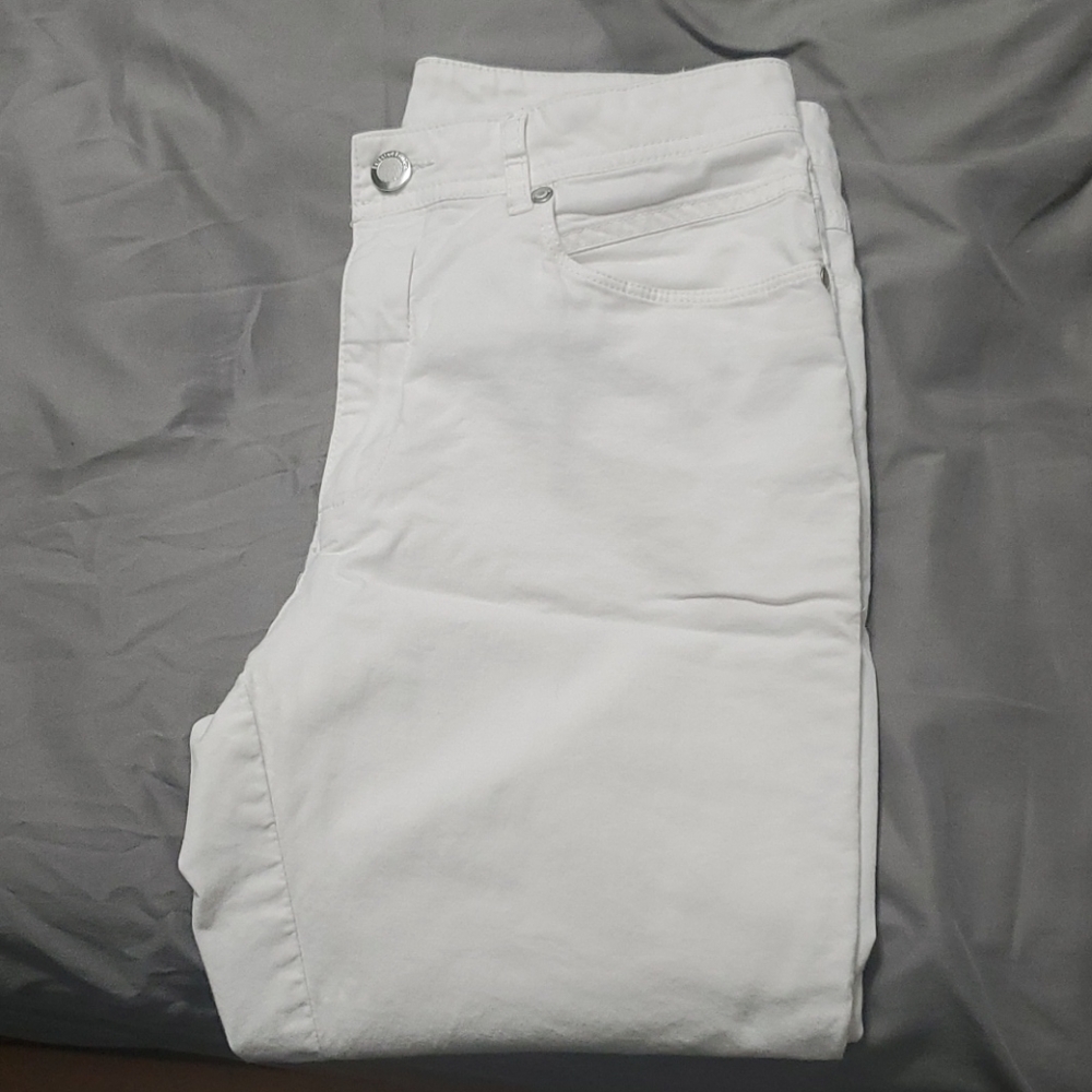 White Capris